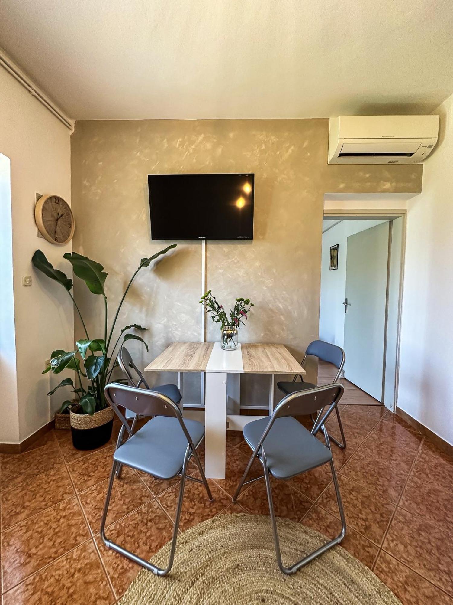 Apartments Dent Umag Exterior photo